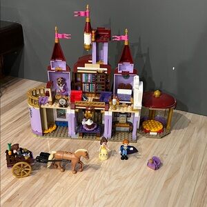 Lego Beauty and the Beast Enchanted Castle
